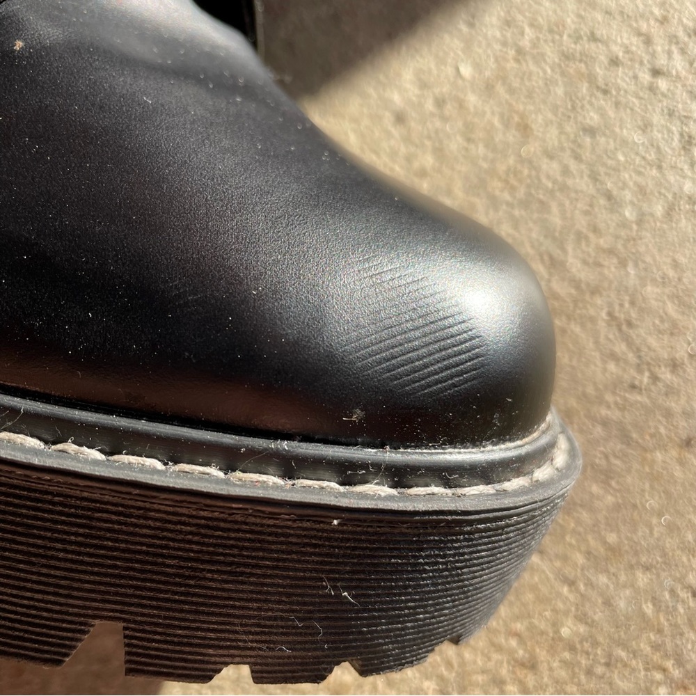 Madden Girl Black Faux Patent Leather Stacked Combat Boots Sz 8 Lace Up Goth - Picture 4 of 13